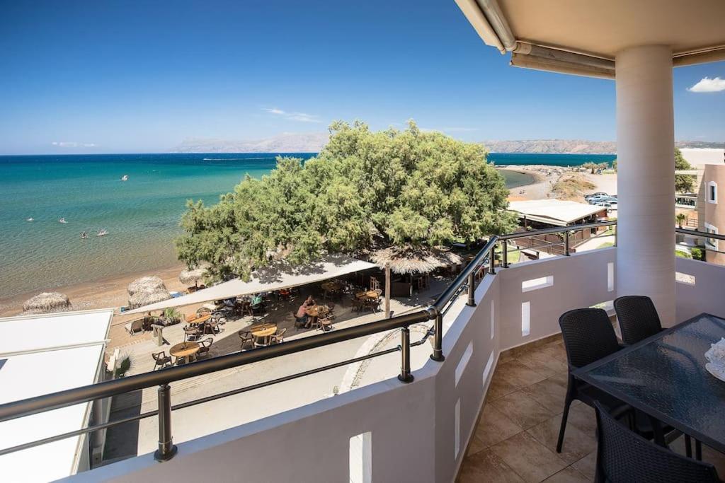 Mavros Molos Seaside Apartment Киссамос Экстерьер фото